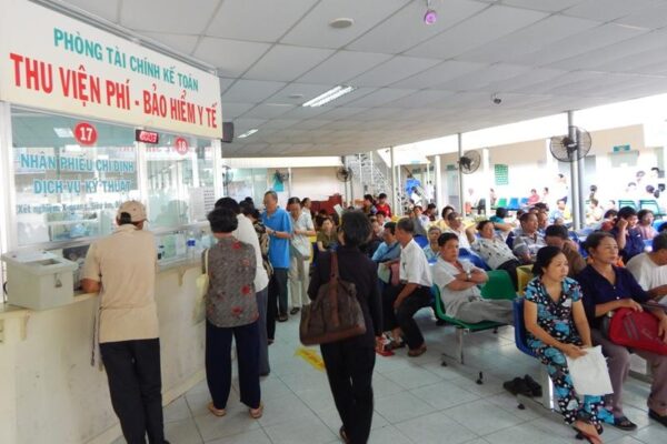 Phạm Đình Bá: Nguồn đau của người bệnh bên nhà